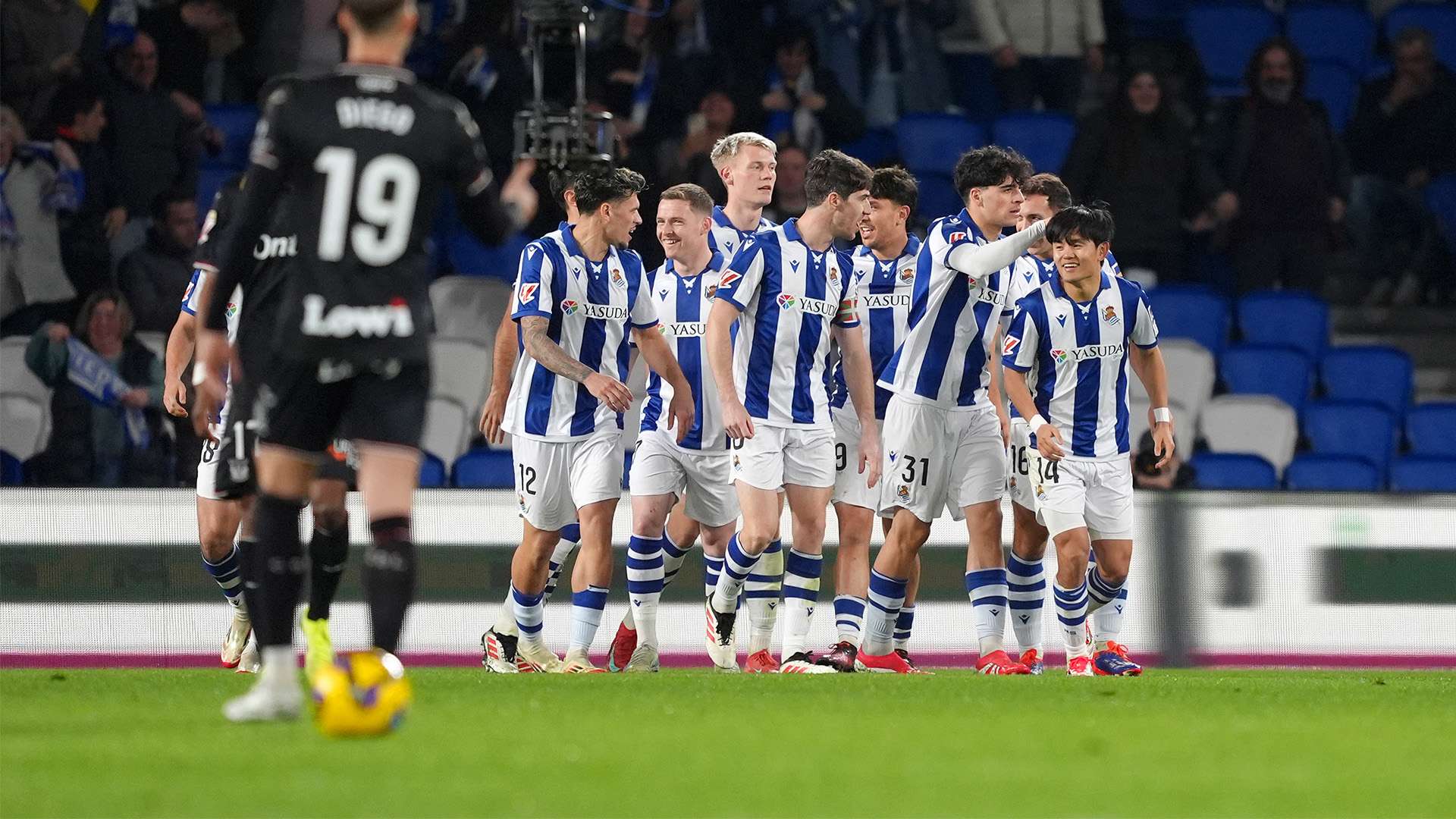 借回巴萨 借回巴萨